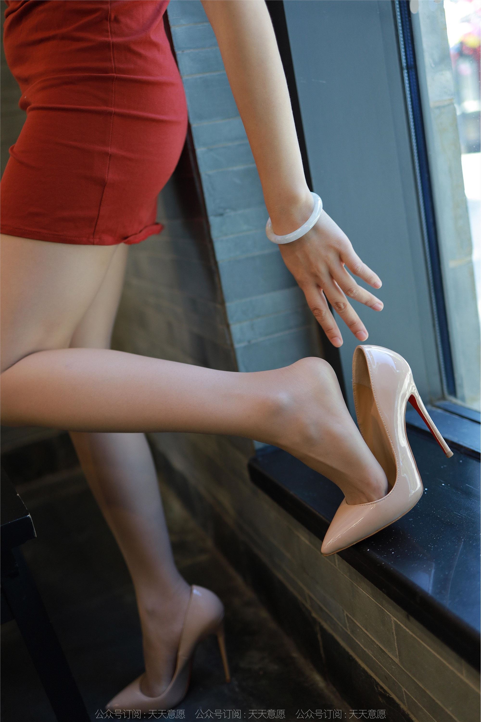 IESS异思趣向  2022.11.20 丝享家 1274 小婕《红色玫瑰》